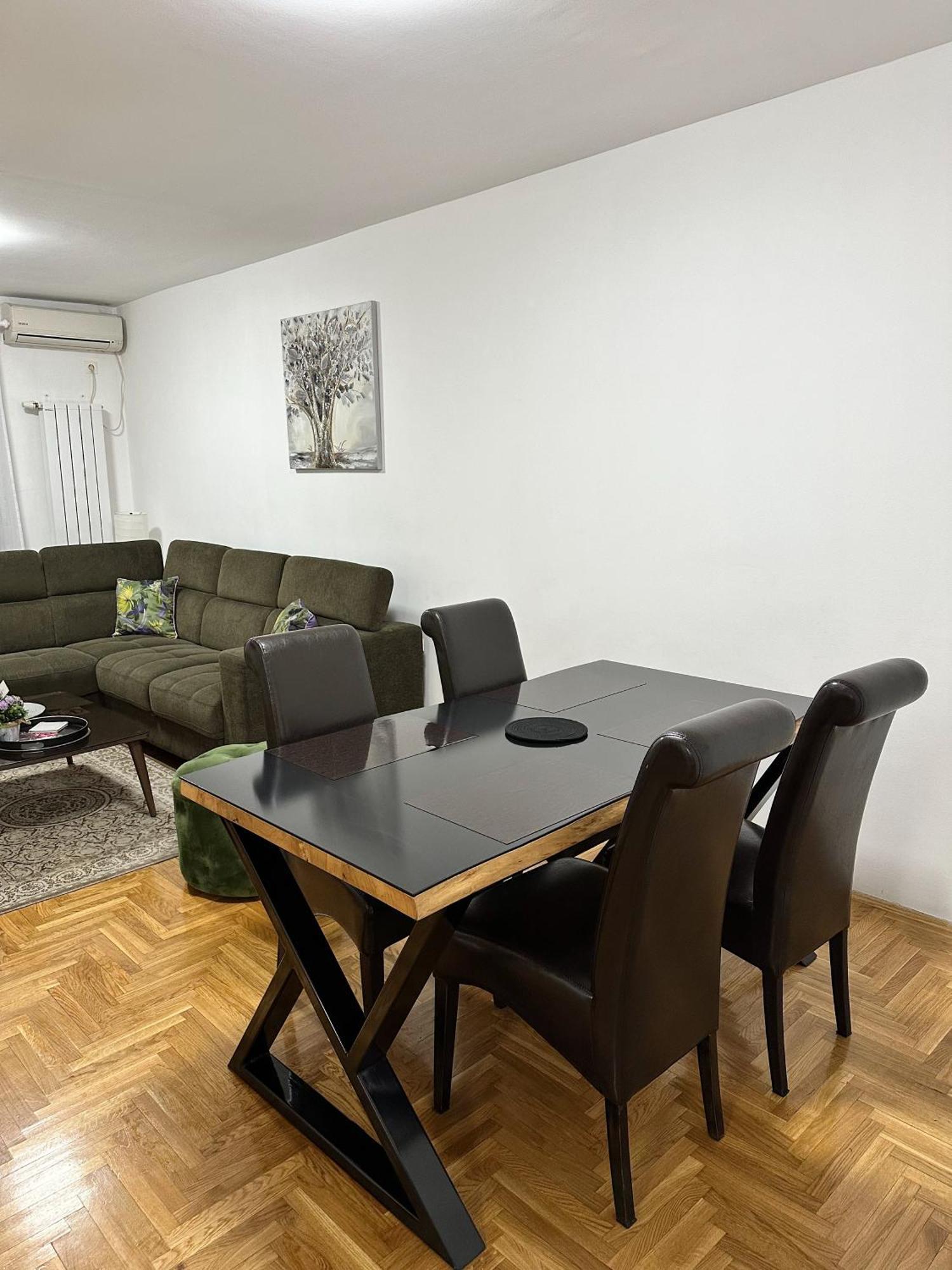 Apartman Erna Σαράγεβο Εξωτερικό φωτογραφία